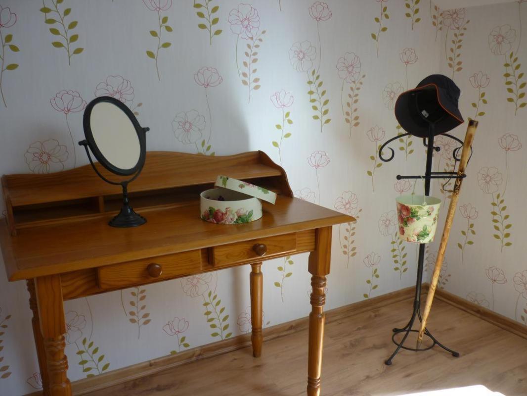 Ferme Du Pigeonnier Bed & Breakfast Montceau-et-Echarnant Eksteriør bilde